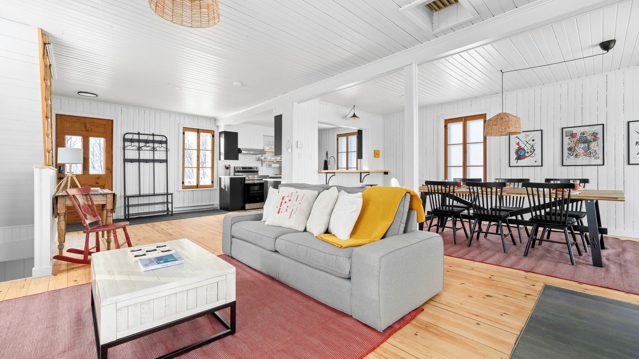 Photo of Livingroom in Saint Irenee