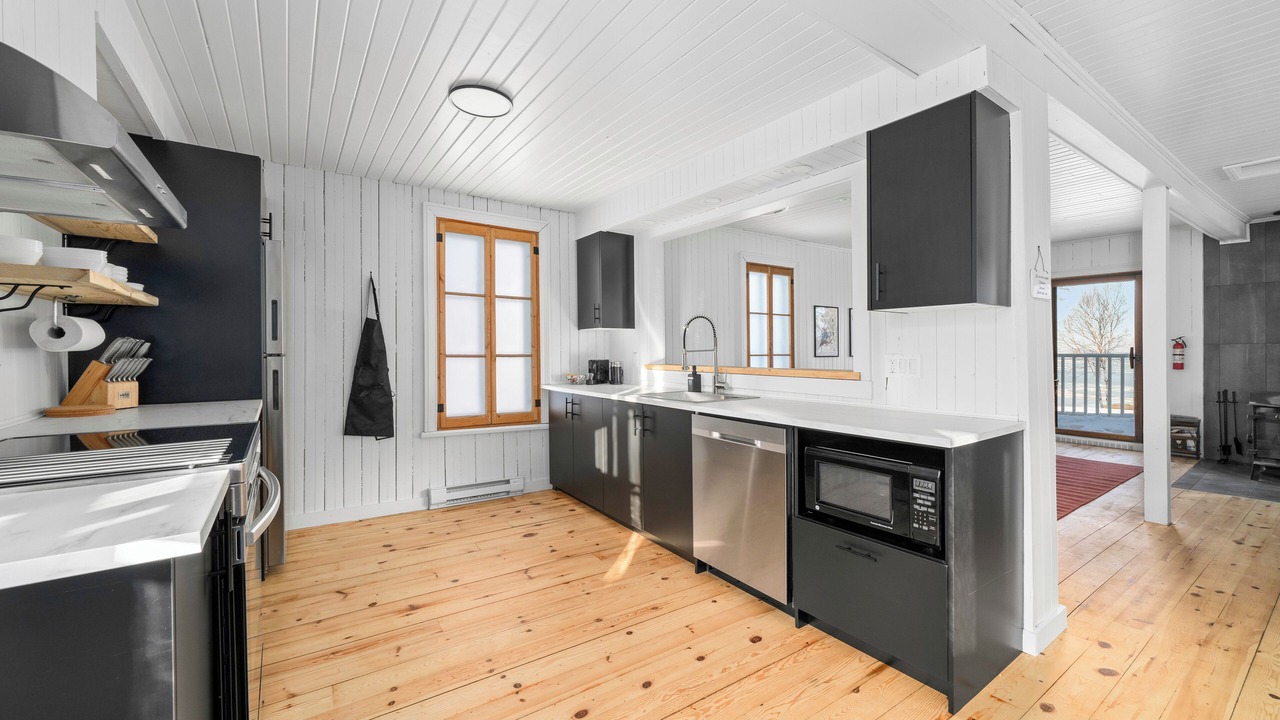 Photo of Kitchen in Saint Irenee