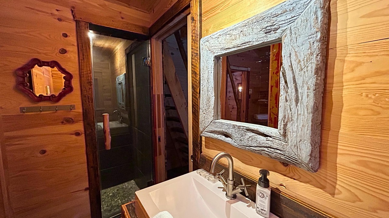 Photo of Bathroom in La Malbaie