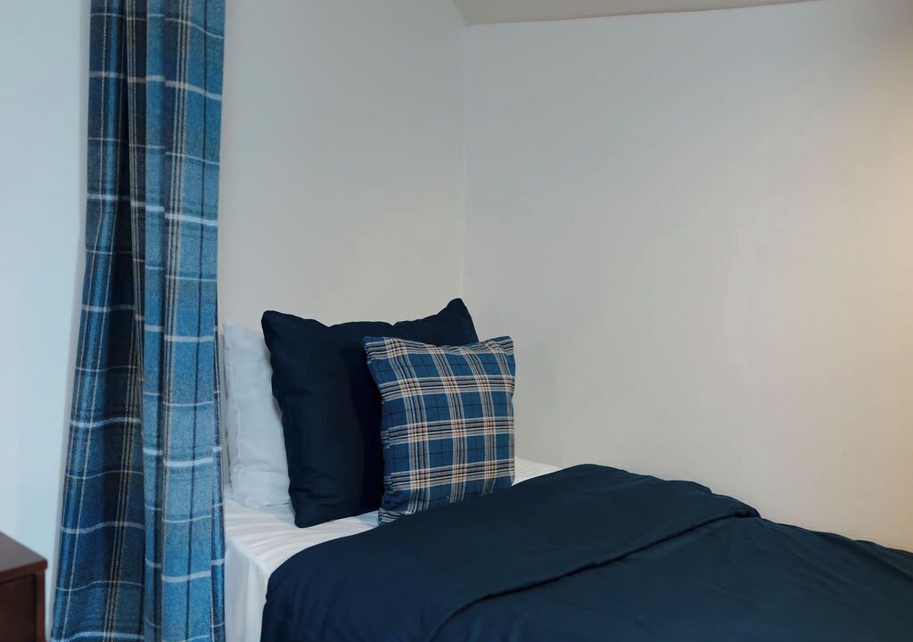 Photo of Bedroom in Montevallo