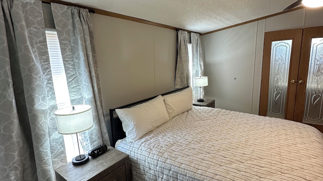 Photo of Bedroom in Advance