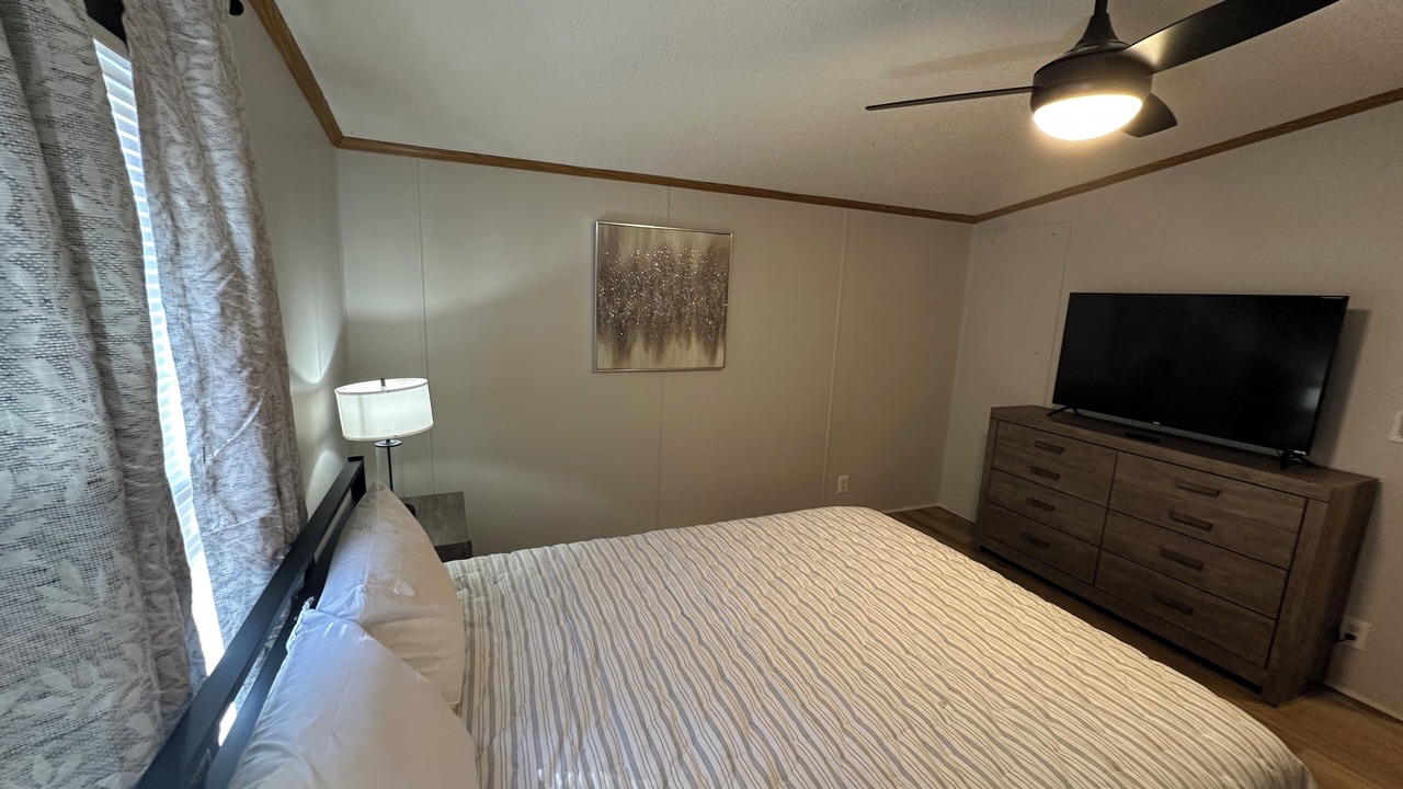 Photo of Bedroom in Advance