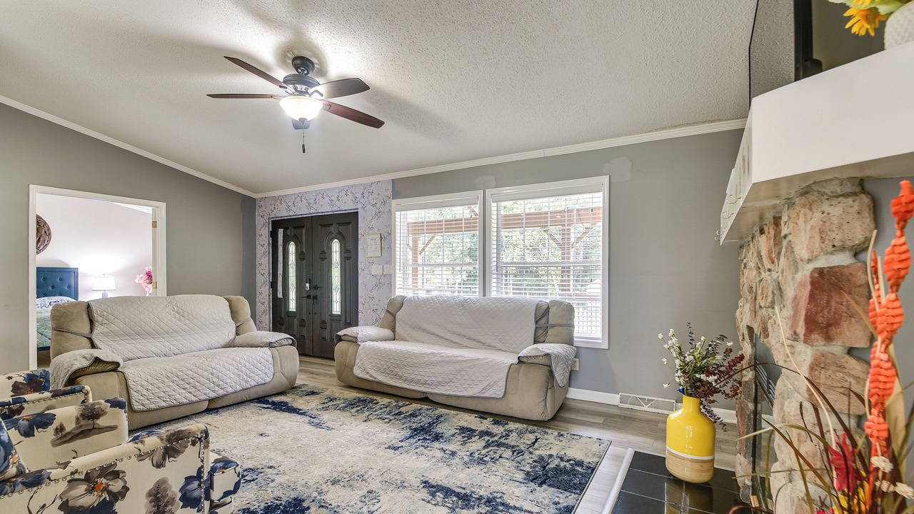 Photo of Livingroom in New Hill