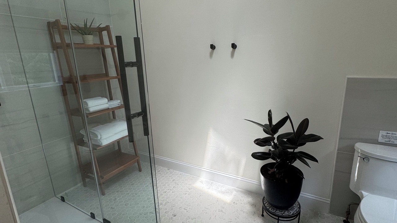 Photo of Bathroom in Garrison
