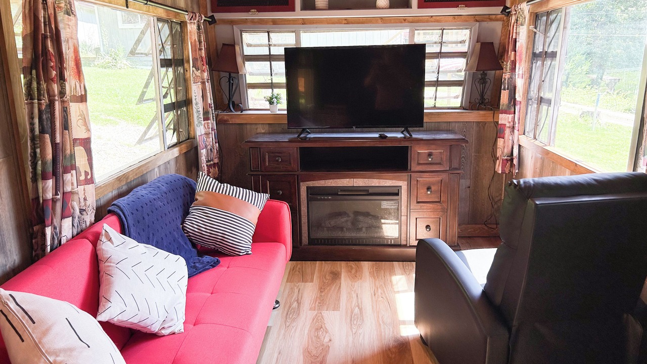 Photo of Livingroom in West Hickory