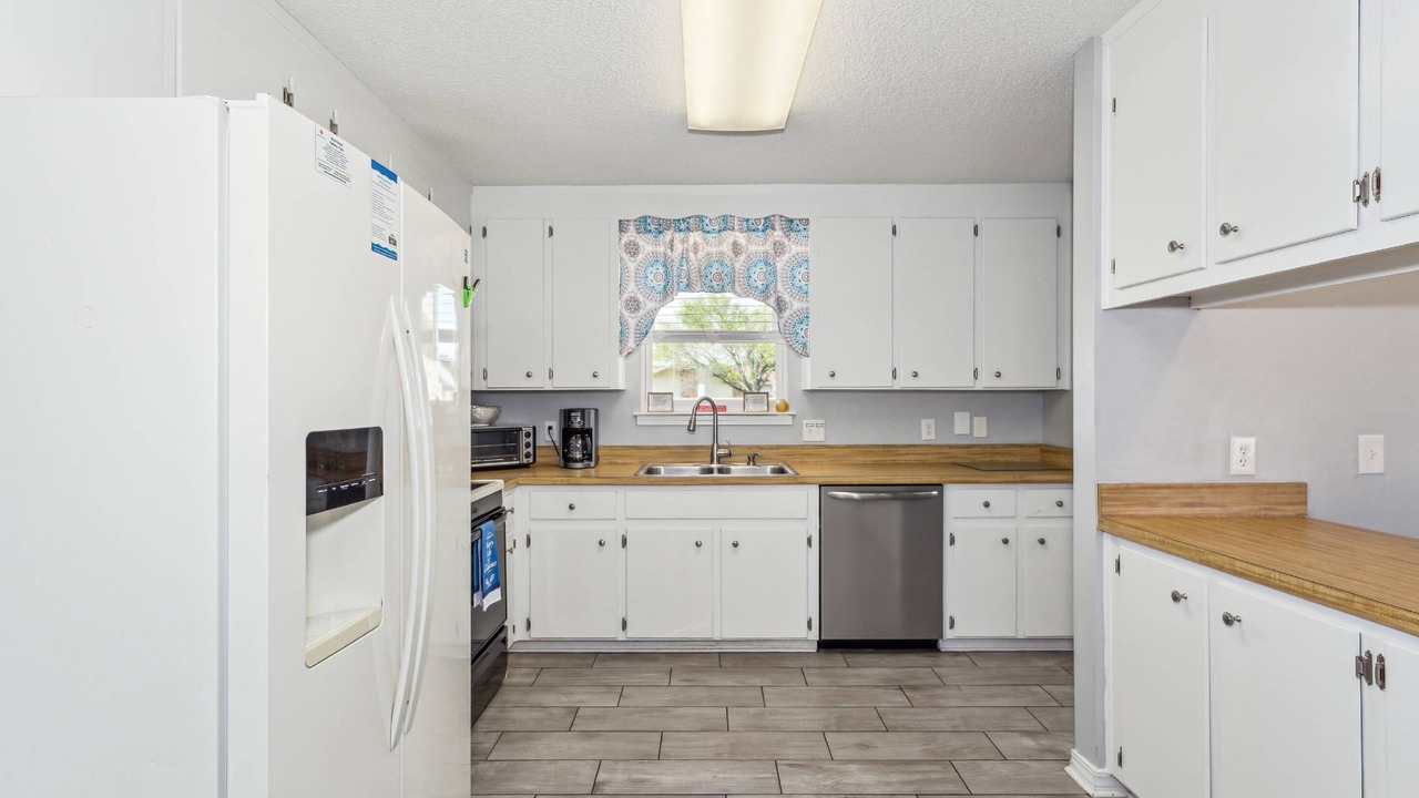 Photo of Kitchen in Ono Island