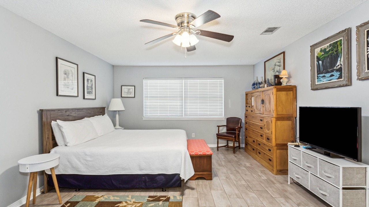 Photo of Bedroom in Ono Island