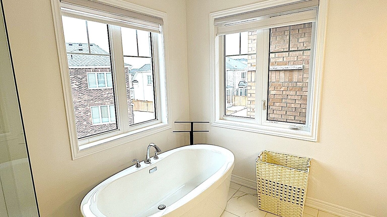 Photo of Bathroom in Oakville