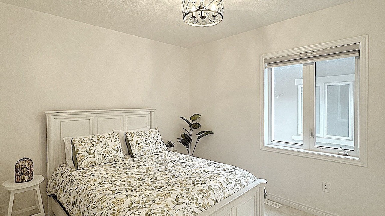 Photo of Bedroom in Oakville