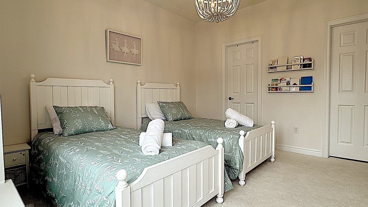 Photo of Bedroom in Oakville