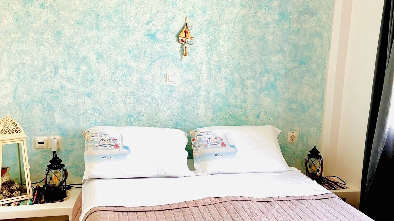 Photo of Bedroom in Ios