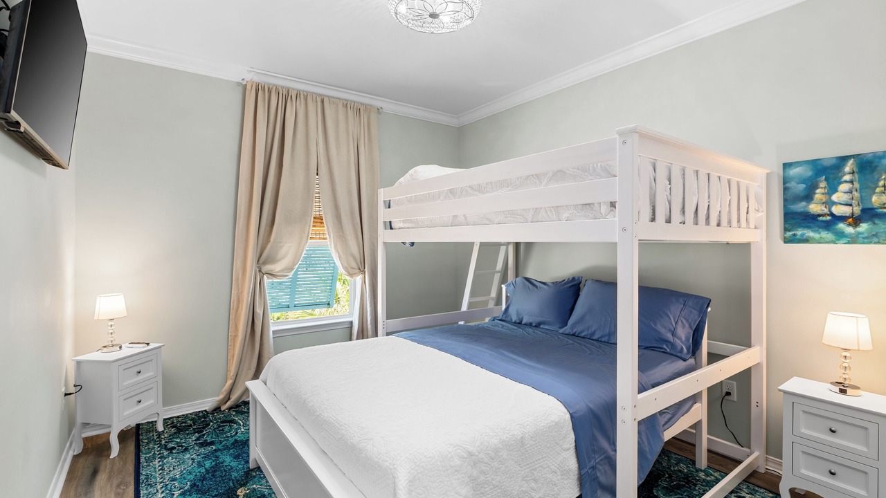 Photo of Bedroom in Pass Chateau Harbor