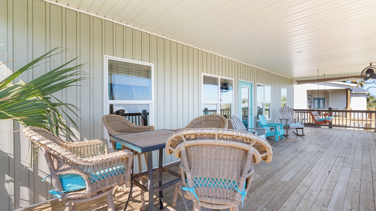 Photo of Outdoor in Pass Chateau Harbor