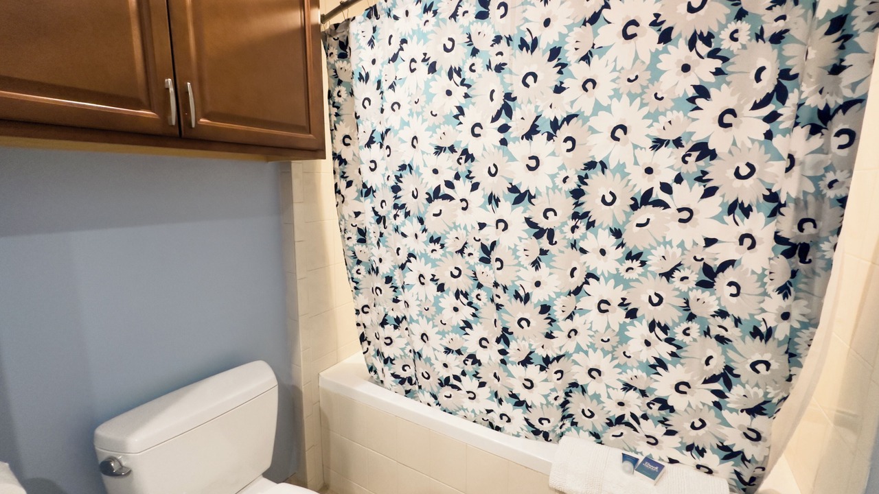Photo of Bathroom in Ash