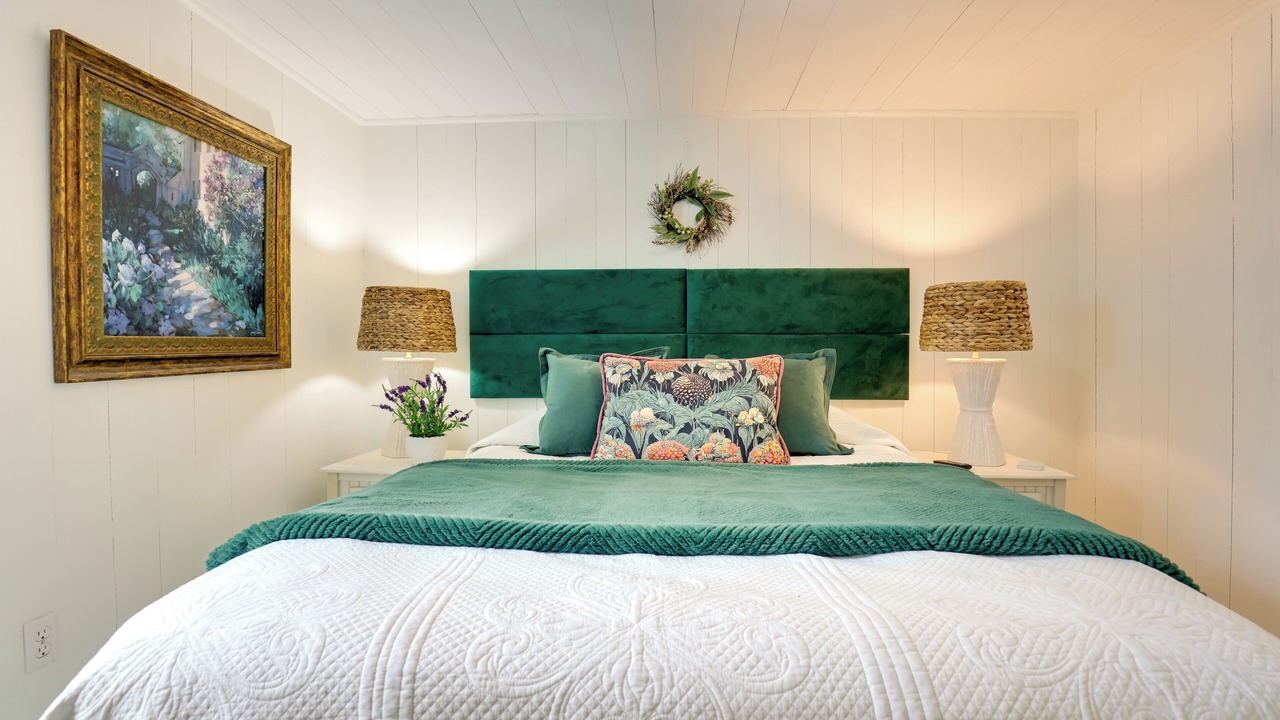 Photo of Bedroom in Hammondsport