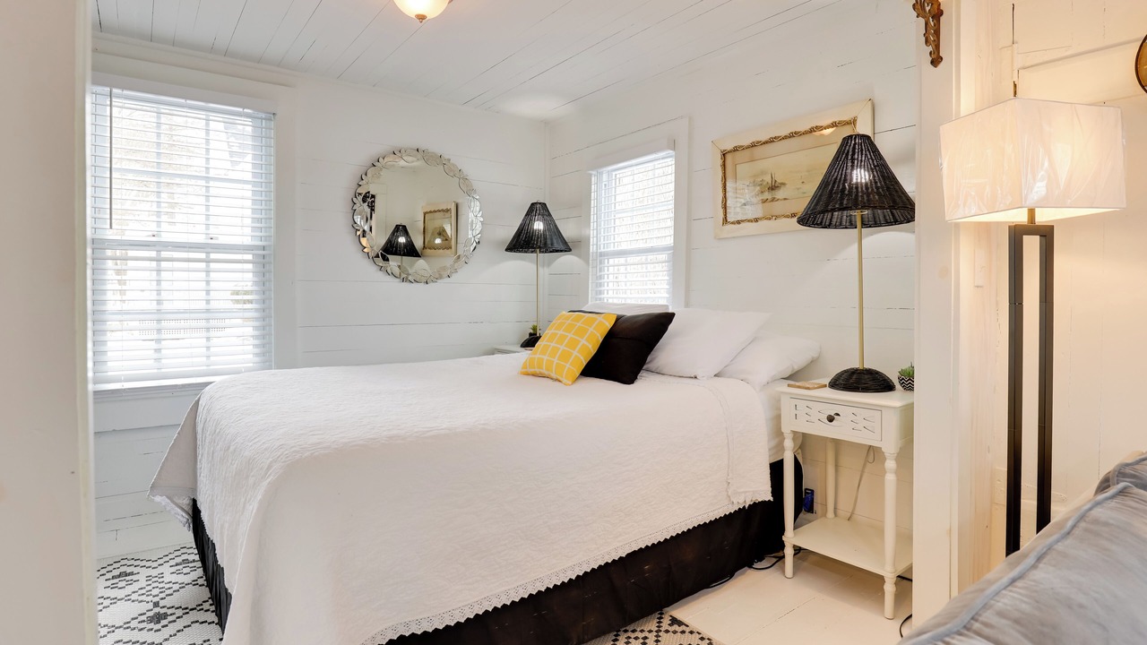 Photo of Bedroom in Hammondsport