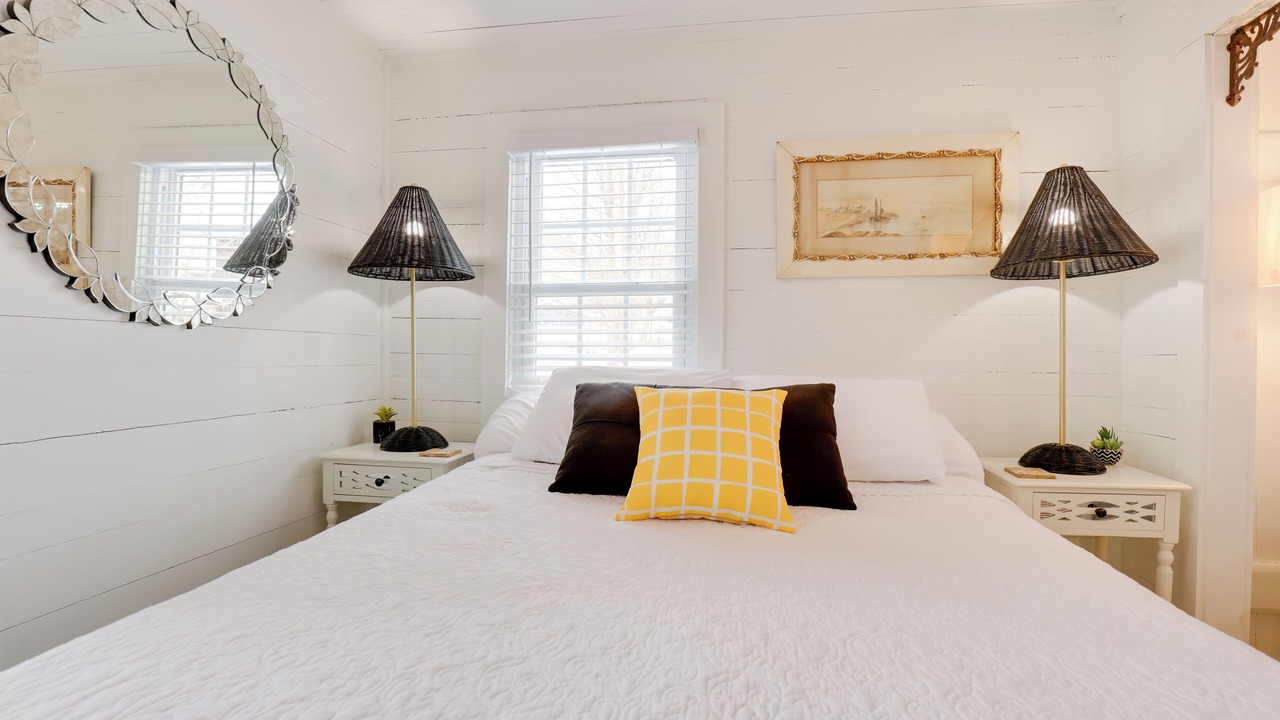 Photo of Bedroom in Hammondsport
