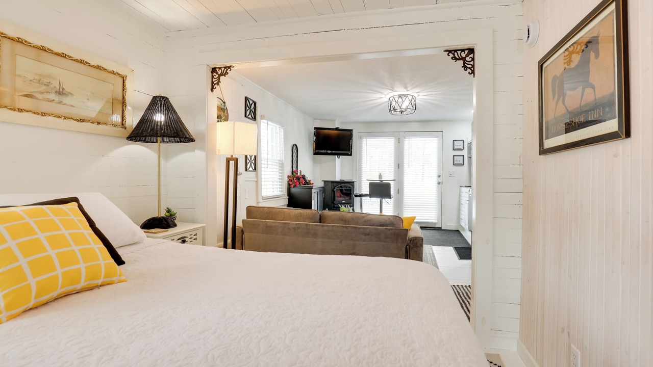 Photo of Bedroom in Hammondsport