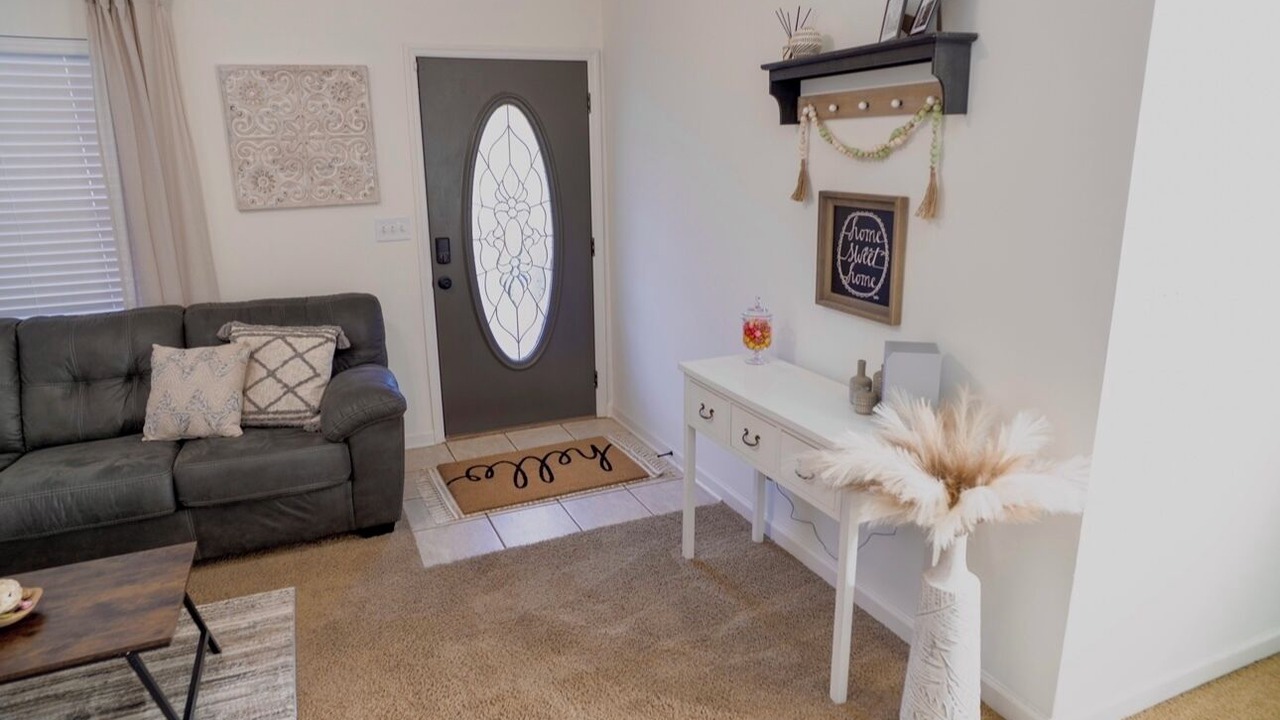 Photo of Livingroom in Bessemer