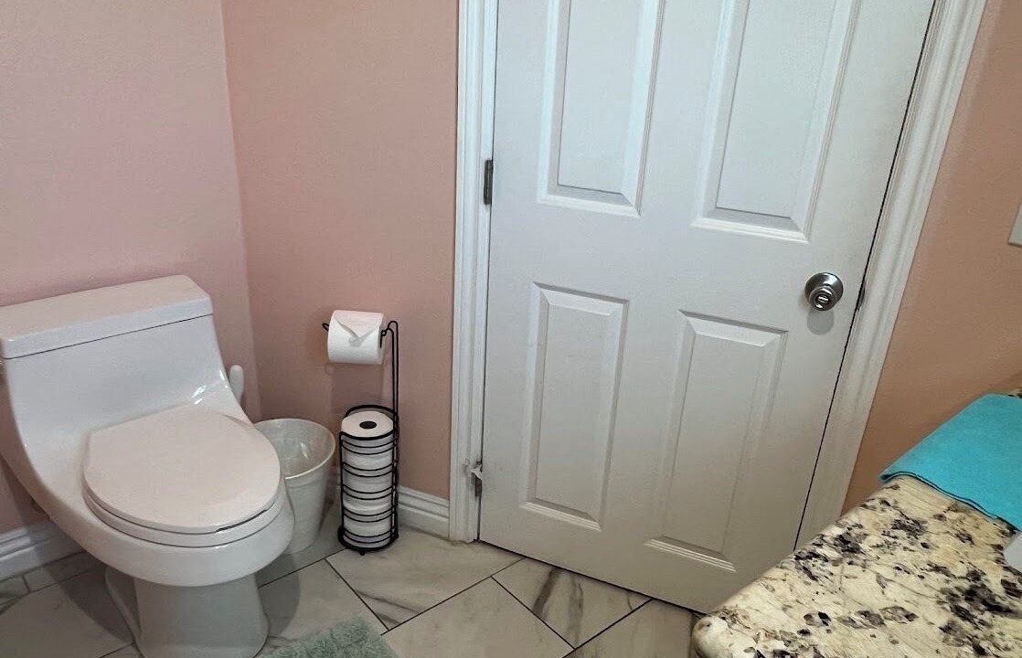 Photo of Bathroom in Midway City
