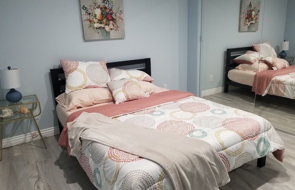 Photo of Bedroom in Midway City