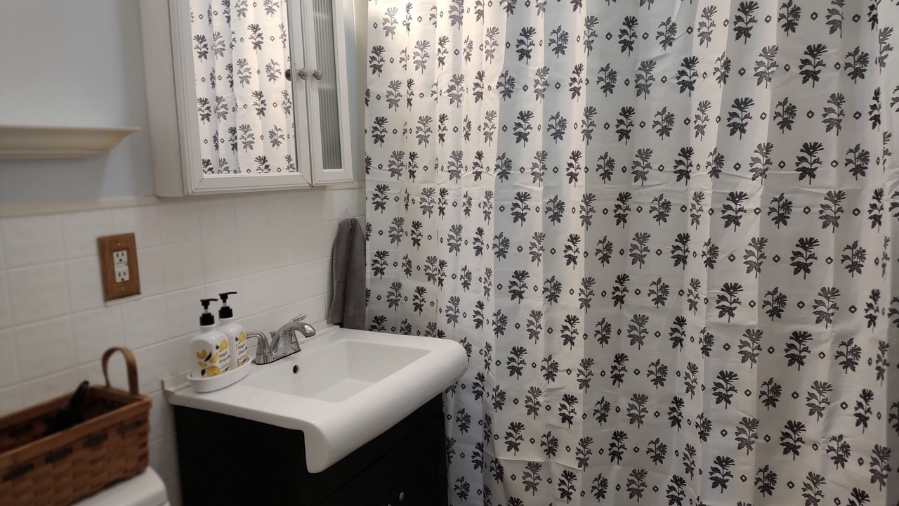 Photo of Bathroom in Holcomb