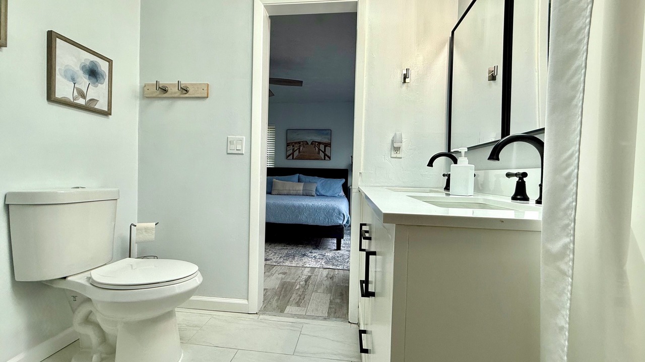 Photo of Bathroom in Palm Valley