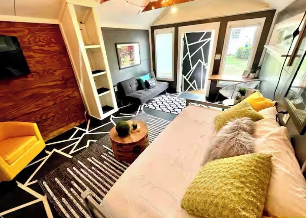 Photo of Bedroom in Plaza Midwood