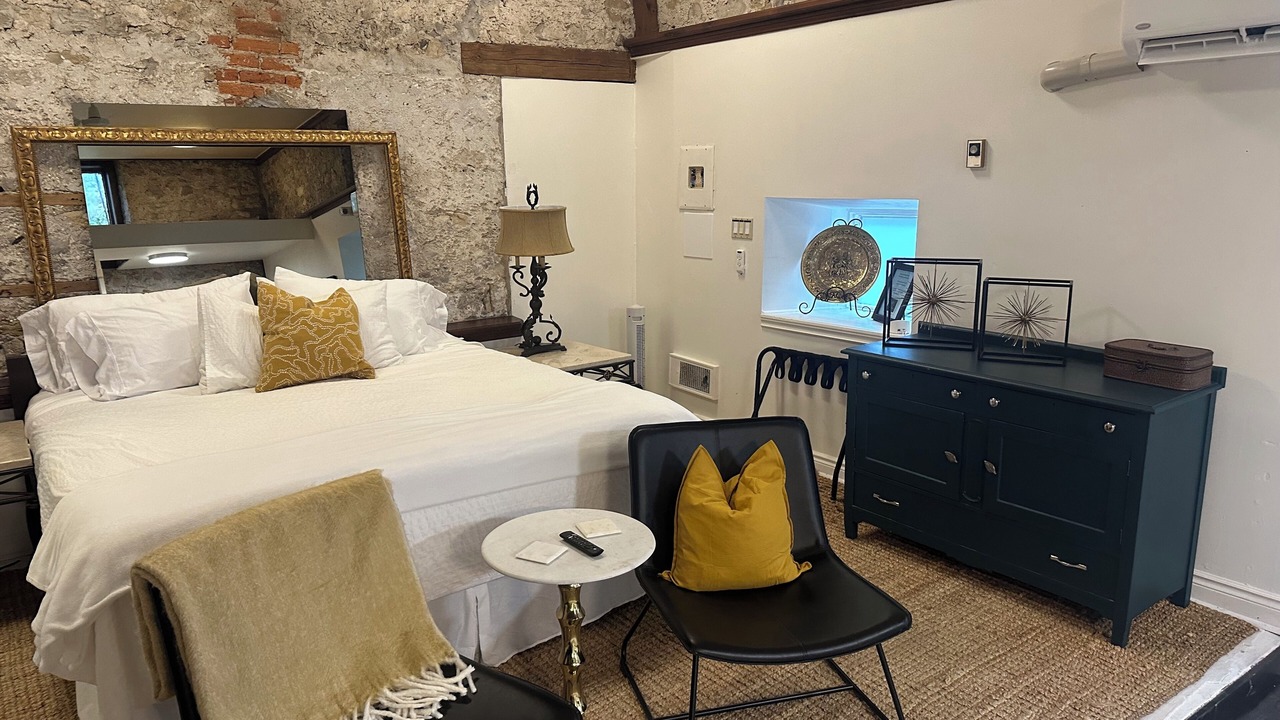 Photo of Bedroom in Elora