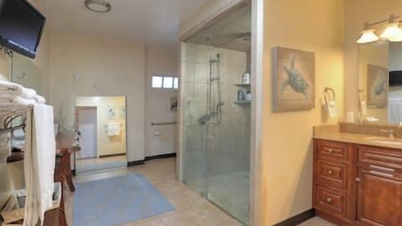 Photo of Bathroom in Oak Park