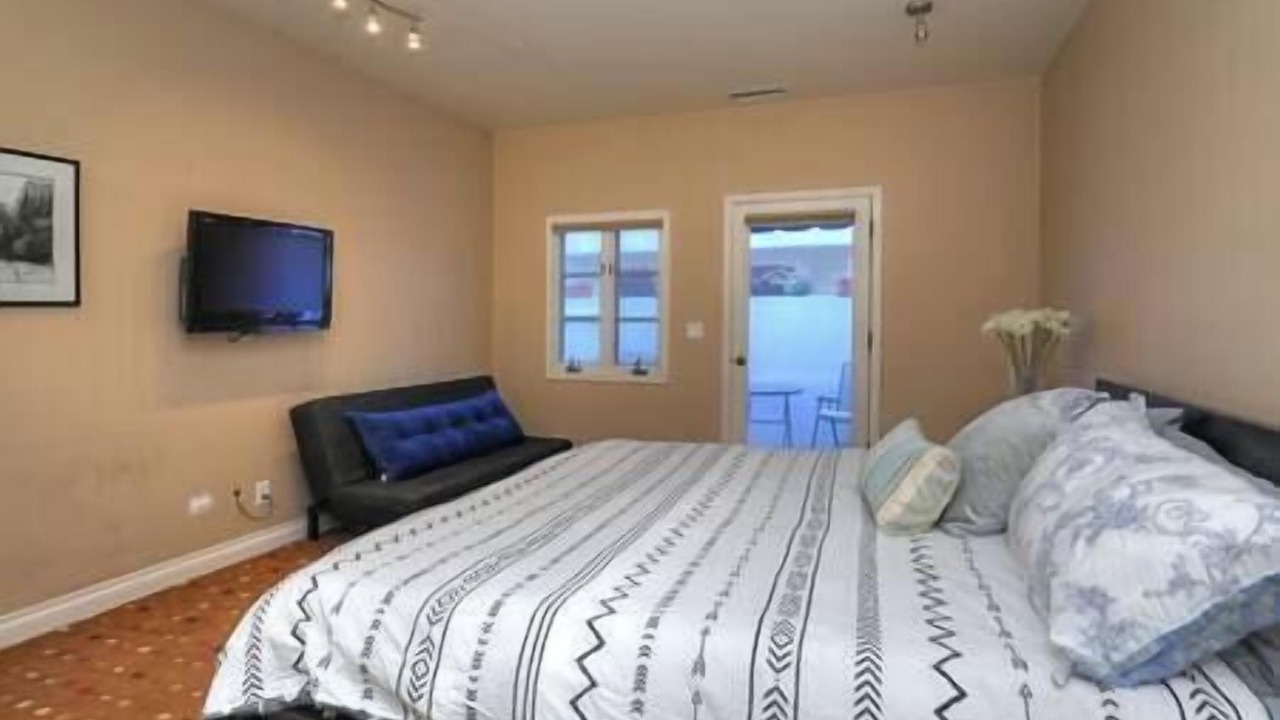 Photo of Bedroom in Oak Park