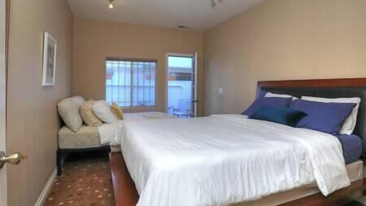 Photo of Bedroom in Oak Park