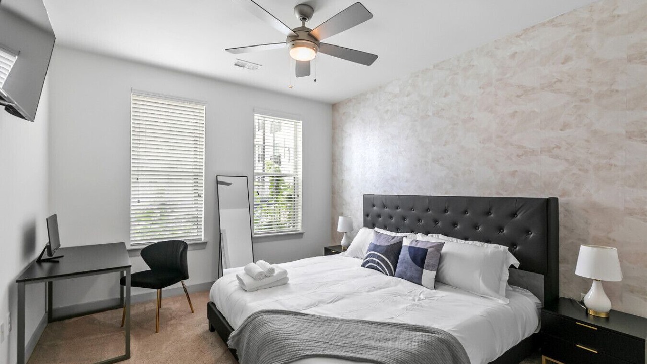 Photo of Bedroom in Forest Park
