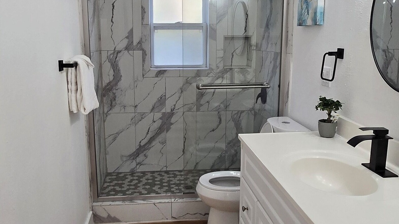 Photo of Bathroom in Ono Island