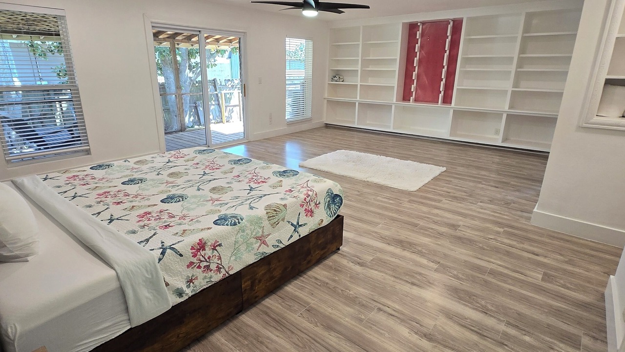 Photo of Bedroom in Ono Island