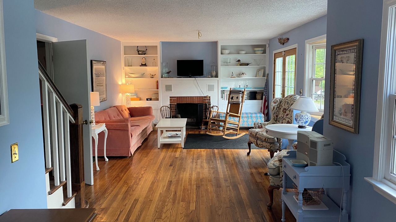 Photo of Livingroom in Ashville