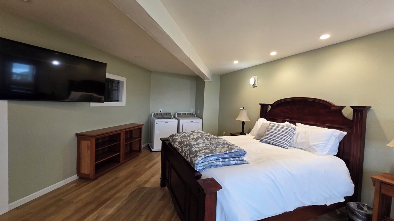 Photo of Bedroom in Crescent City North