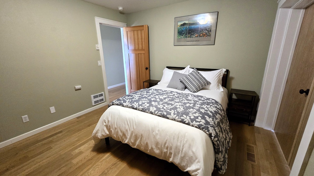 Photo of Bedroom in Crescent City North