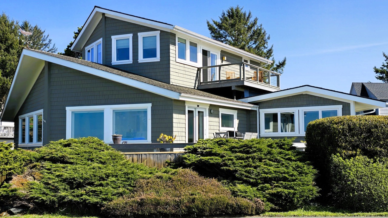 Photo of Outdoor in Crescent City North