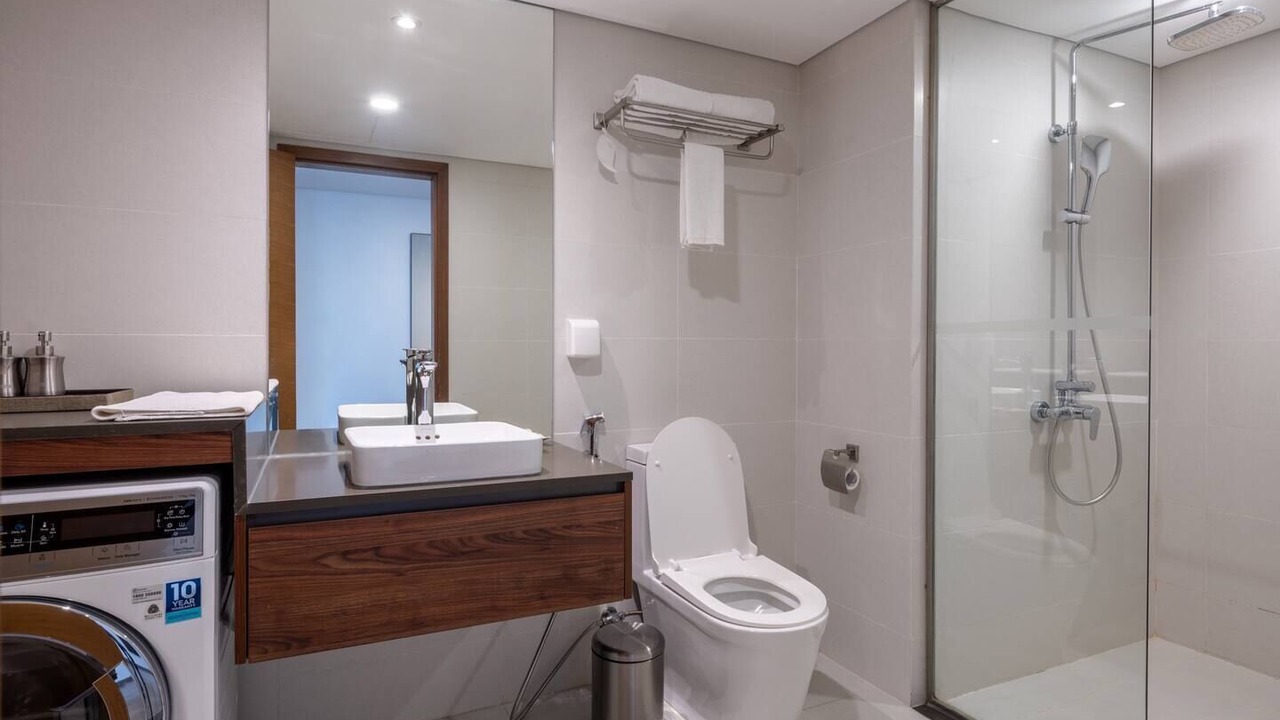 Photo of Bathroom in Tay Ho