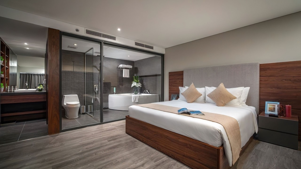 Photo of Bedroom in Tay Ho