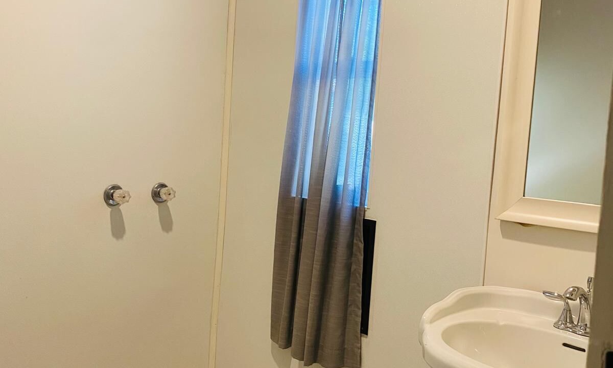 Photo of Bathroom in North Hollywood