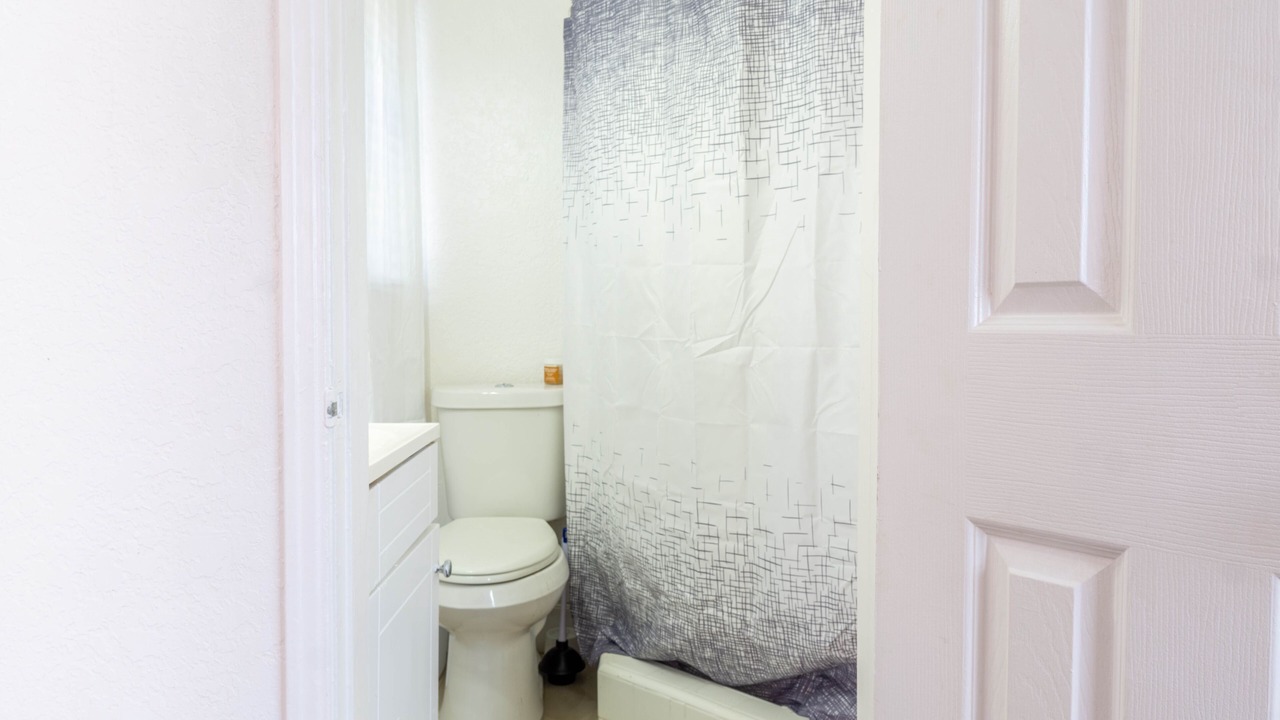 Photo of Bathroom in Biscayne Park
