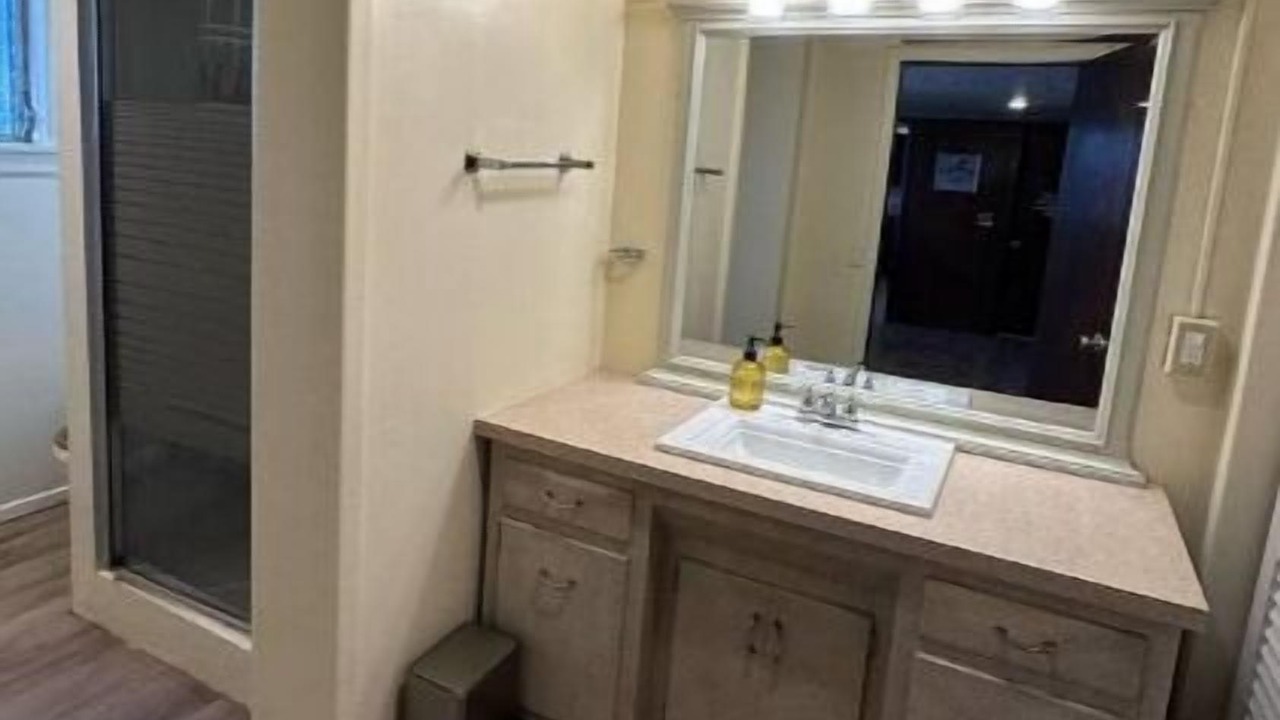 Photo of Bathroom in Wayne