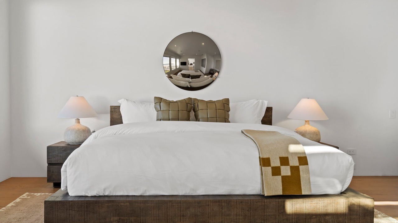 Photo of Bedroom in Western Malibu