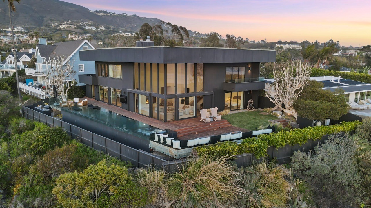 Photo of Others in Western Malibu