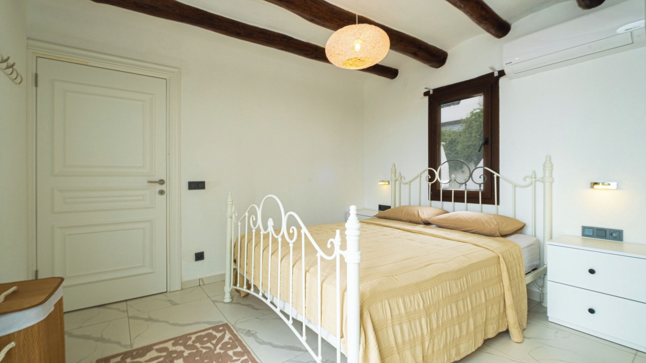 Photo of Bedroom in Koyunbaba
