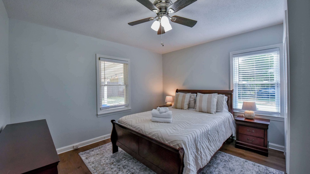Photo of Bedroom in Northport