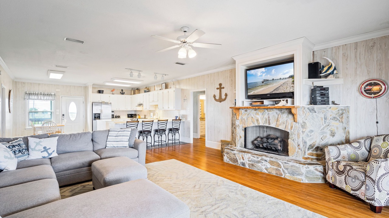 Photo of Livingroom in Silver Cay