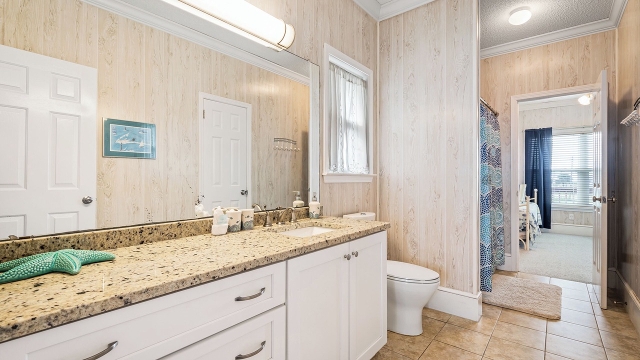 Photo of Bathroom in Silver Cay